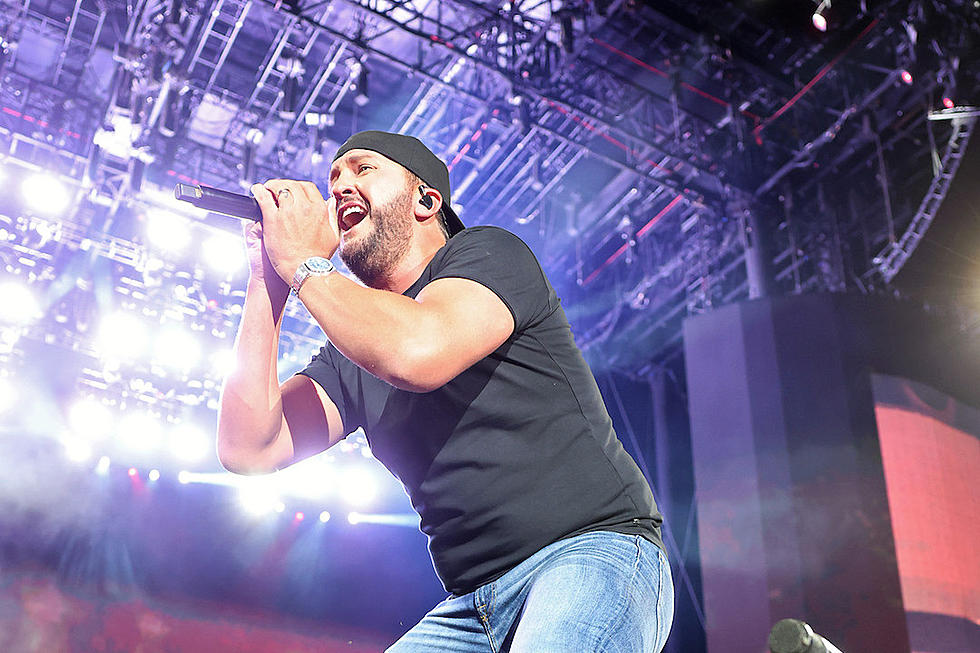Luke Bryan Hits Stagecoach With a ‘Beer In My Hand’ + a New Single Announcement [Watch]