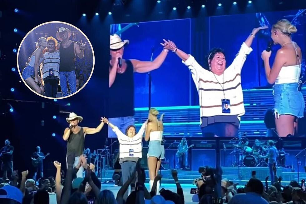 Kenny Chesney Brought His Mom Onstage to Sing With Him in South Carolina [Watch]