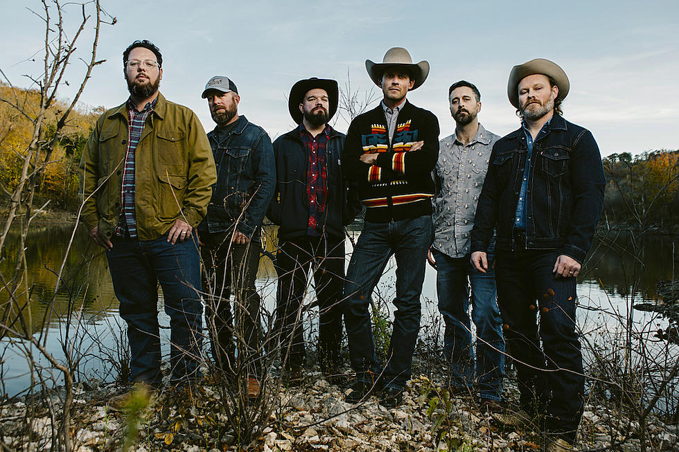 Turnpike Troubadours Survive the 'Chipping Mill' In New Single