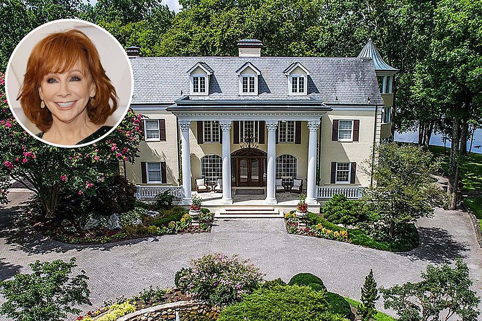 Remember When Reba McEntire Sold Her Spectacular $5 Million Waterfront Mansion?