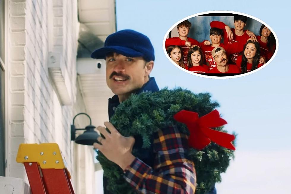 Walker Hayes and Family Go Christmas Cheer Crazy in ‘Fancy Like’ Remake [Watch]