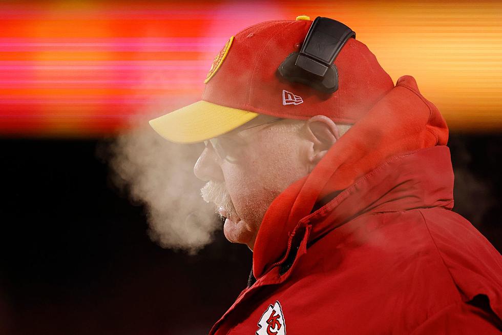15 Kansas City Chiefs Fans Hospitalized Due to Extreme Cold at Wildcard Game