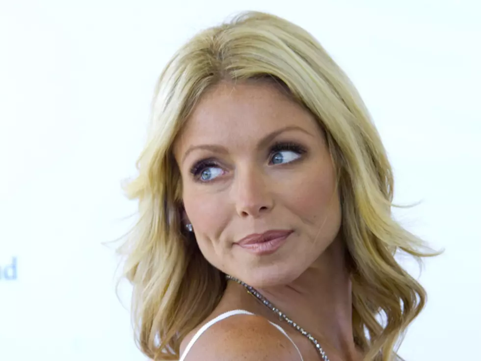 Celebrity Birthdays for October 2 – Kelly Ripa and More