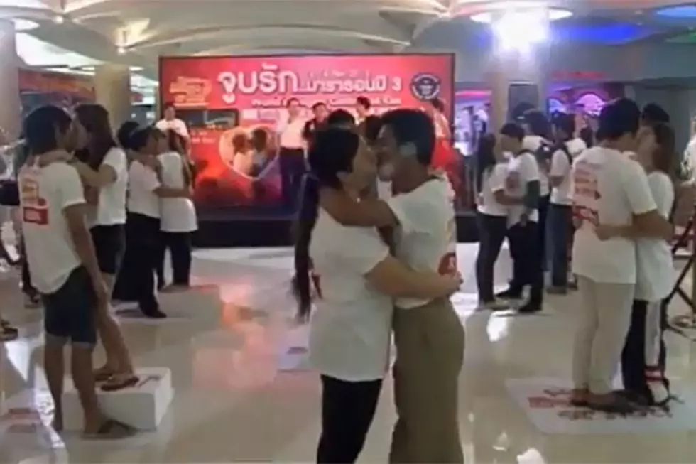 Thai Couple Makes Out Well By Smashing Record for World’s Longest Kiss