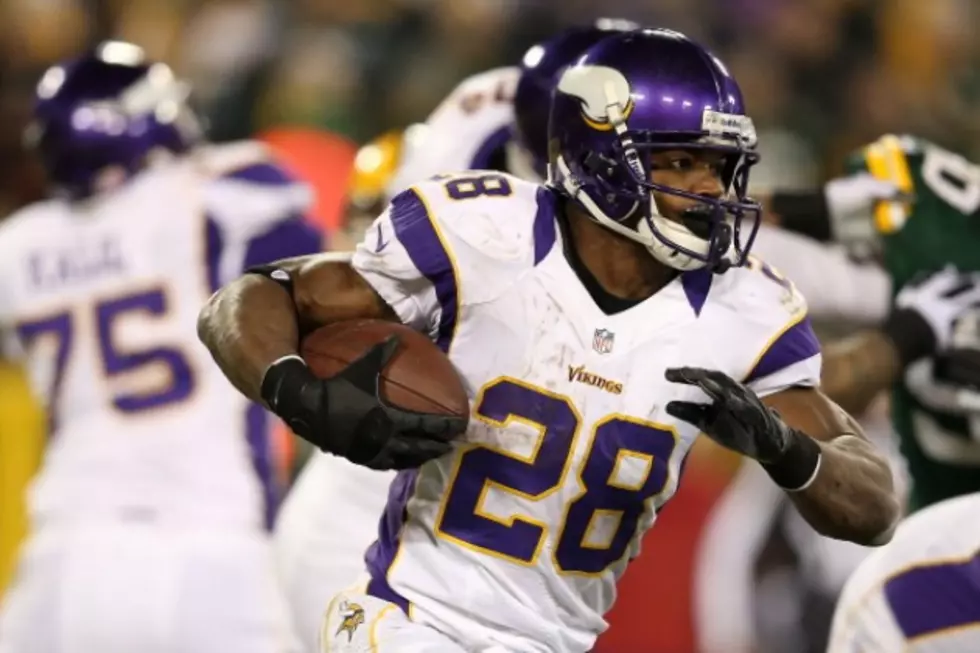 Will Adrian Peterson Beat Emmitt Smith&#8217;s All-Time Rushing Record? &#8212; Sports Survey of the Day