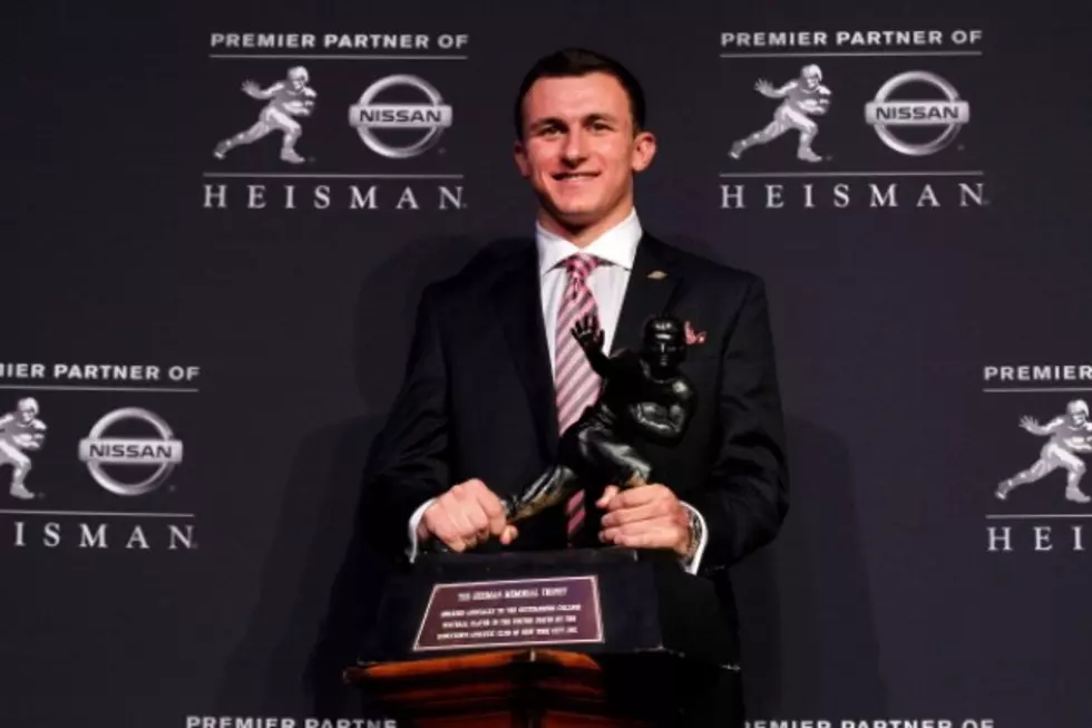 Should Johnny Manziel Be Punished for Signing Autographs? — Sports Survey of the Day