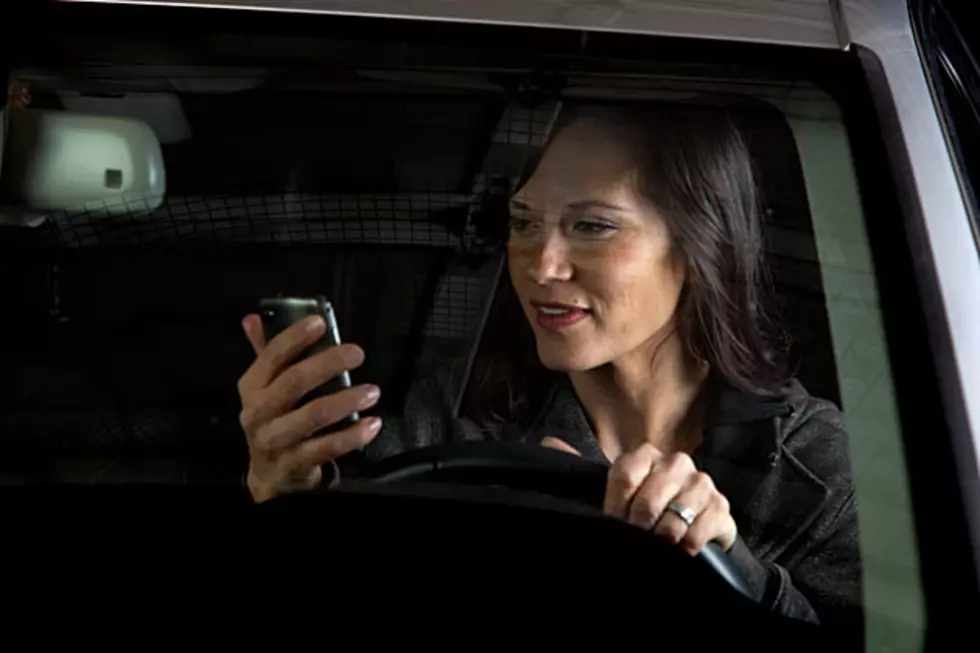 Survey Reveals Distracted Driving Is Still a Major (And Rapidly Growing) Problem