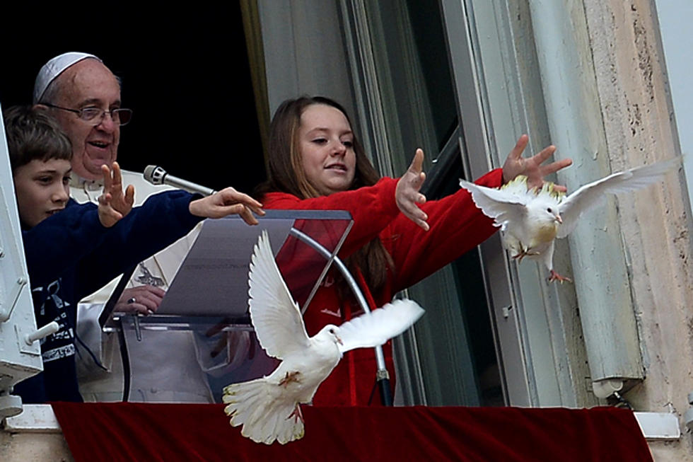 Angry Birds Attack Peace Doves Released by Pope Francis &#038; Children