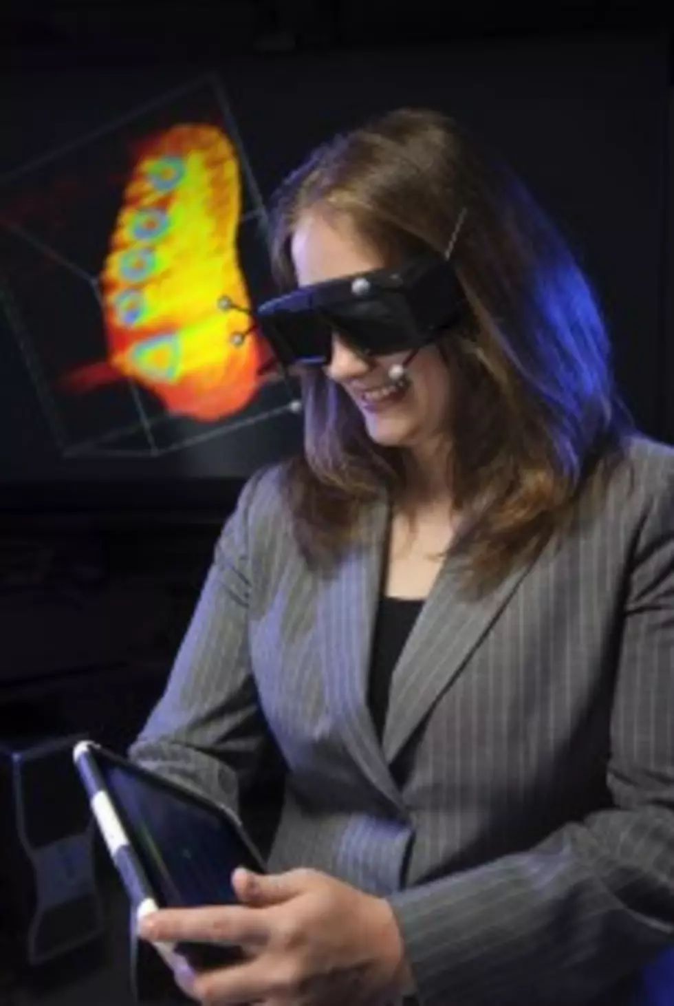 UW Professor Helps Scientists Analyze Their Research in 3-D