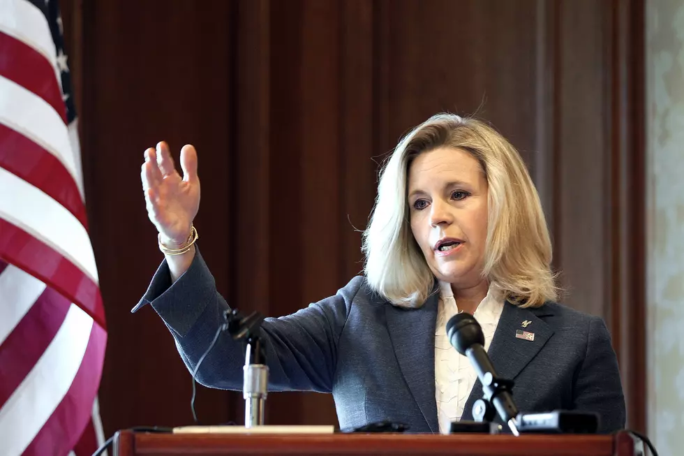 Liz Cheney “Deeply Troubled” by Trump’s Defense of Putin