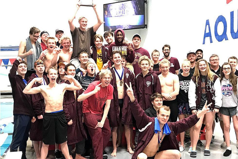 Plainsmen Swimming and Diving Celebrates Another Conference Crown
