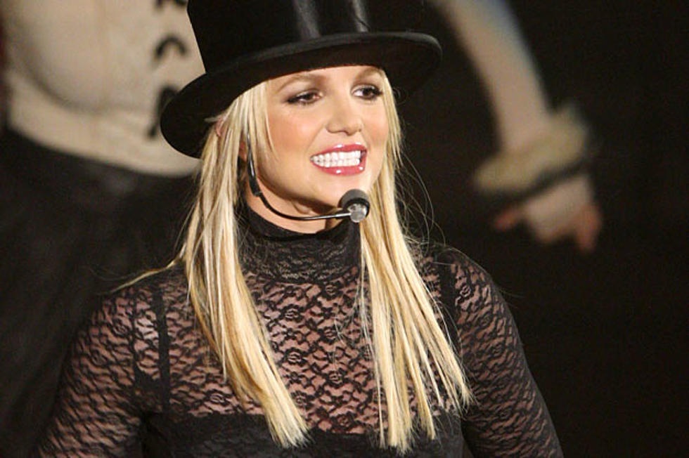 Britney Spears Reveals New Album Track, &#8216;Seal It With a Kiss&#8217;