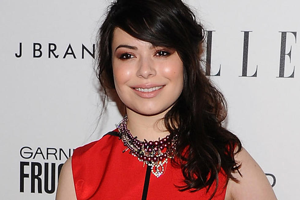 Miranda Cosgrove Puts College on Hold to Continue Filming &#8216;iCarly&#8217;