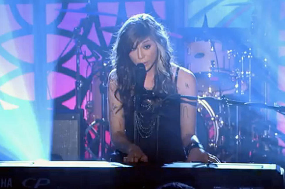 Christina Perri Rocks &#8216;Jar of Hearts&#8217; on &#8216;Jimmy Kimmel&#8217; Live
