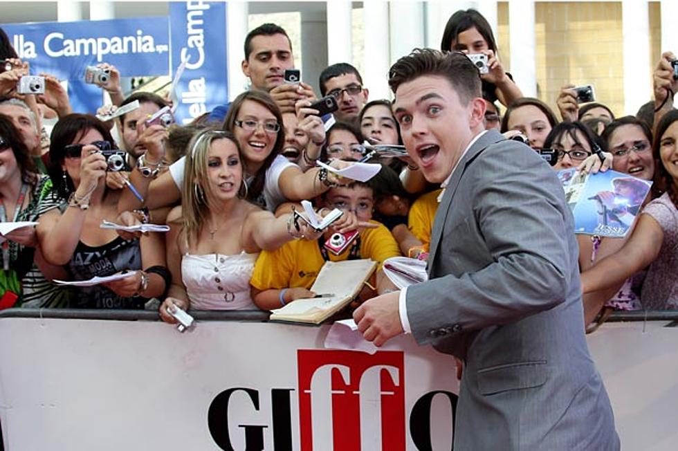 Jesse McCartney Releases Commercial for New Fragrance &#8216;Wanted&#8217;