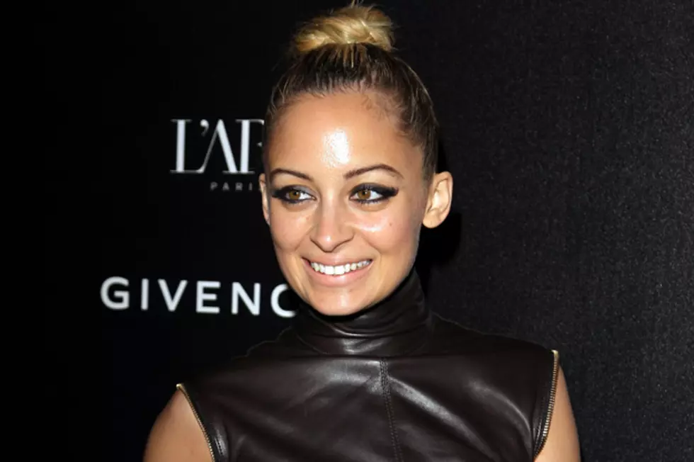 Nicole Richie Engages in &#8216;Dance Off&#8217; to Britney Spears&#8217; &#8216;I&#8217;m a Slave 4 U&#8217;