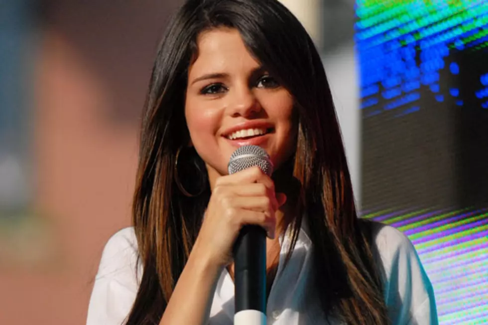 Selena Gomez Performs &#8216;Who Says&#8217; on Disney&#8217;s &#8216;So Random&#8217;