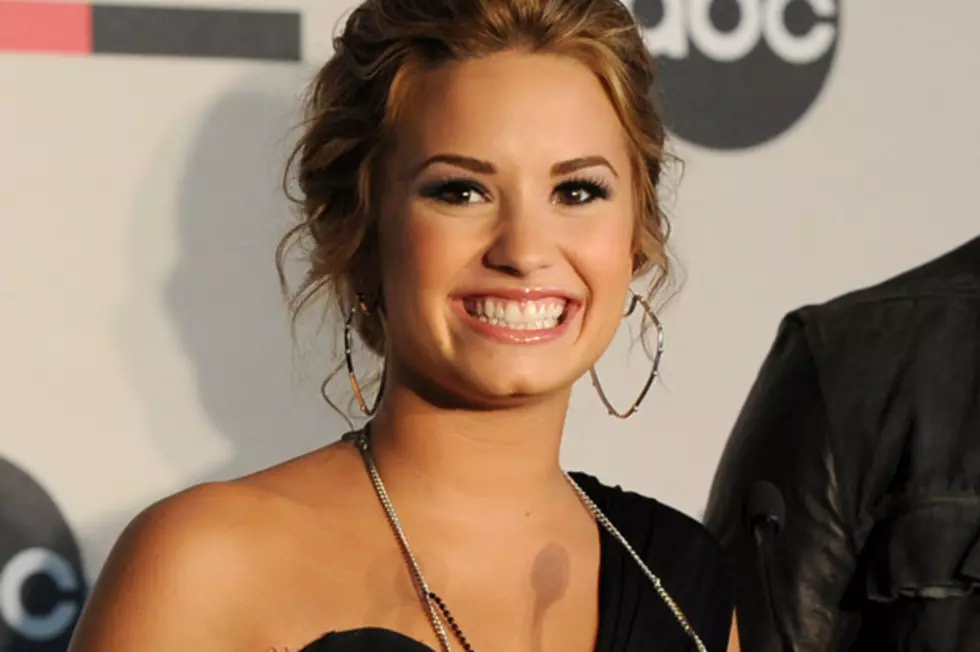 Demi Lovato&#8217;s &#8216;Skyscraper&#8217; Soars to No. 1 on iTunes