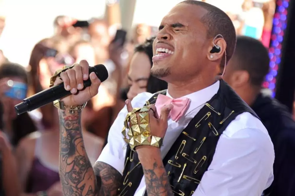 Chris Brown Gets His &#8216;Thriller&#8217; On With Michael Jackson Impersonation