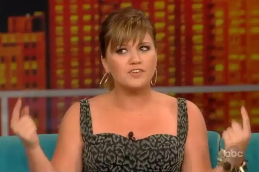 Kelly Clarkson Reveals Why She&#8217;s Single, Sings &#8216;Mr. Know It All&#8217; On &#8216;The View&#8217;