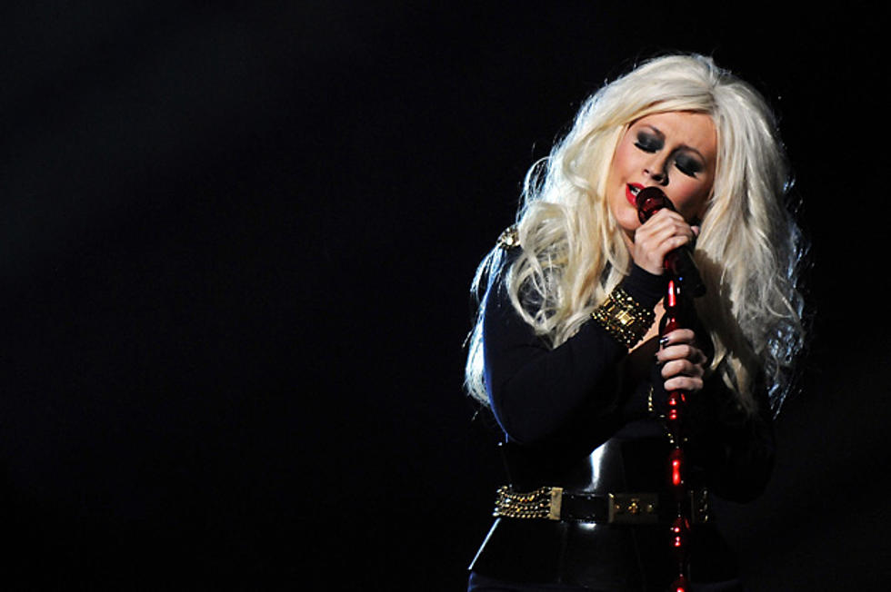 Christina Aguilera Travels Like a True Diva to Michael Jackson Tribute Concert