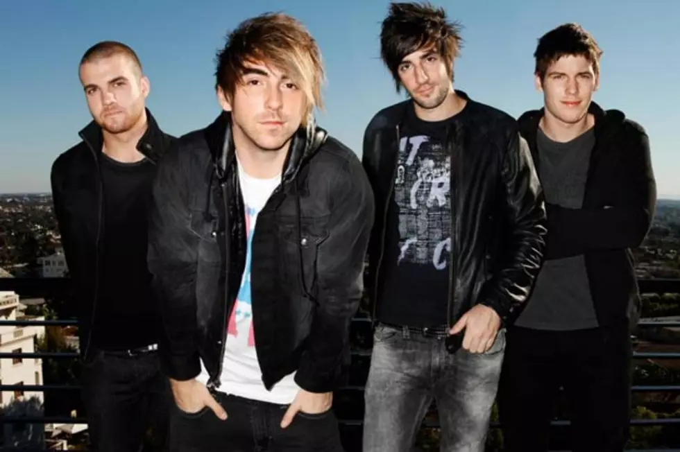 All Time Low Discuss &#8216;Dirty Work&#8217; Album, Covering Rihanna + Dressing Like Gaga