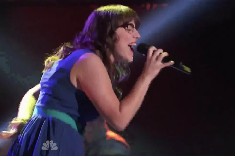 Alexis Marceaux Impresses Cee Lo Green with ‘Go Your Own Way’ on ‘The Voice’