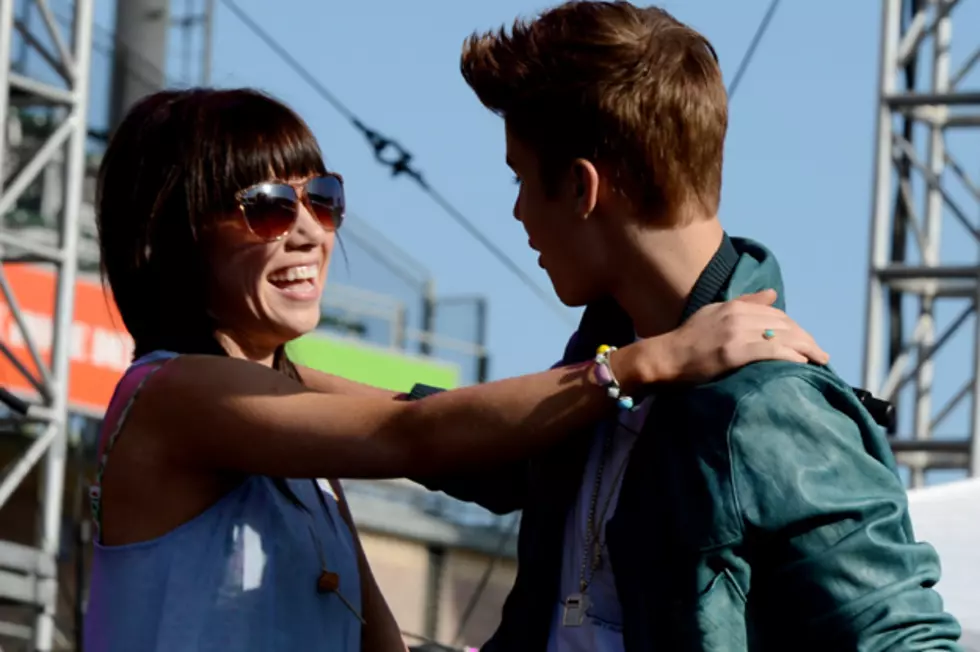 Carly Rae Jepsen Dishes on &#8216;Friendly&#8217; Justin Bieber Collaboration