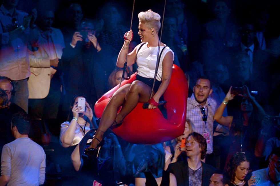 Pink Blows Up With ‘Blow Me (One Last Kiss)’ at the 2012 MTV Video Music Awards