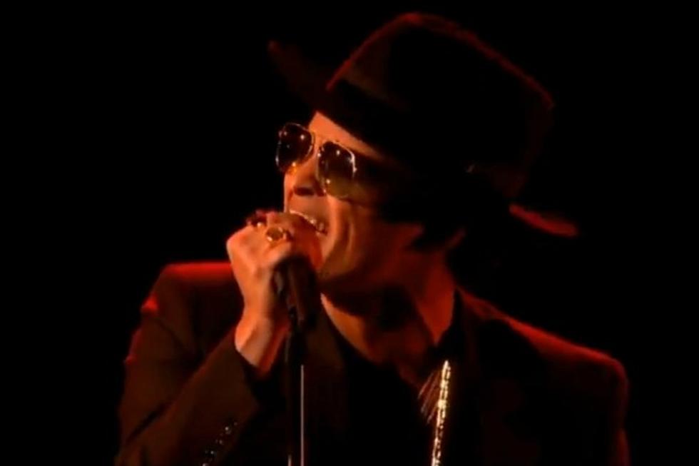 Bruno Mars Performs ‘Locked Out of Heaven’ on ‘X Factor U.K.’