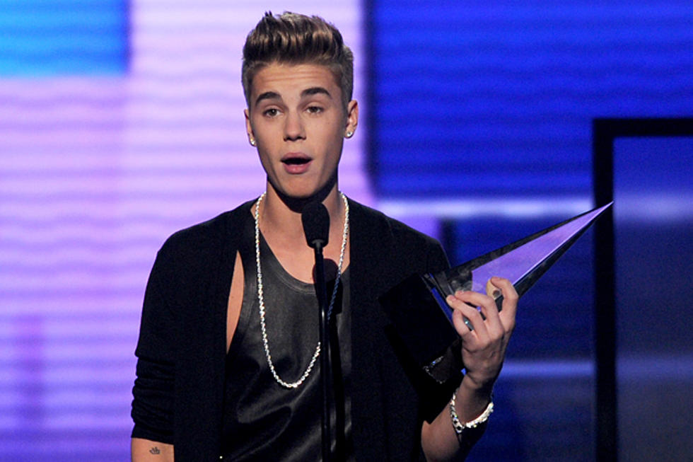 Justin Bieber Nabs Best Pop/Rock Album at 2012 American Music Awards