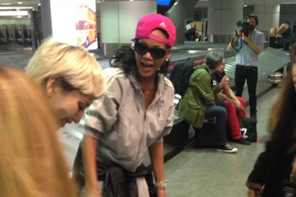 Rihanna 777 Tour Day 2: Singer Waits at Baggage Claim in Toronto, Just Like Us