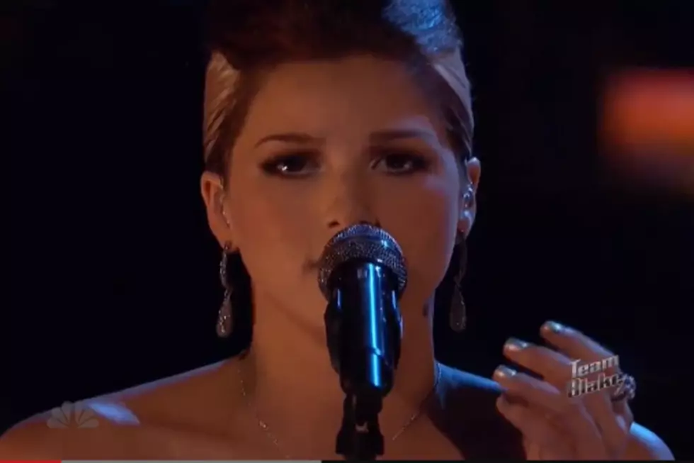 Cassadee Pope Finds the Passion in ‘Stupid Boy’ on ‘The Voice’