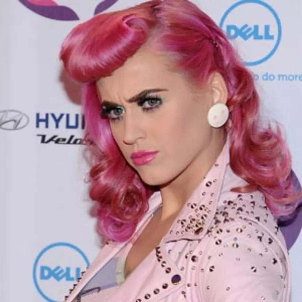 The Hot Pink Suicide Roll &#8211; Best Katy Perry Hairstyles