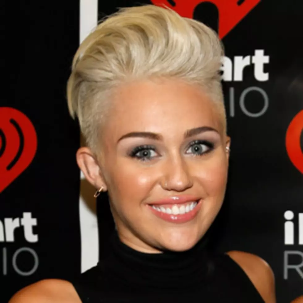 Blonde Punk Pouf &#8211; Best Miley Cyrus Hairstyles