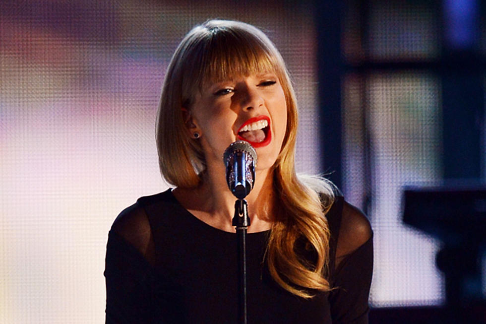 Taylor Swift Admits She’s Insecure