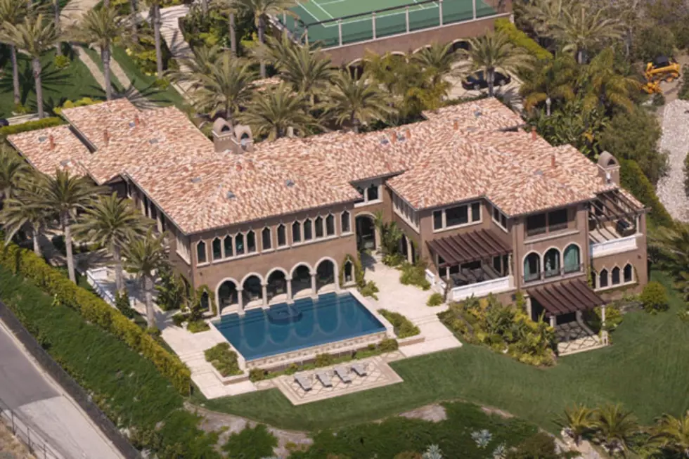 Can You Guess Which Celebrity Lives in This Mansion?