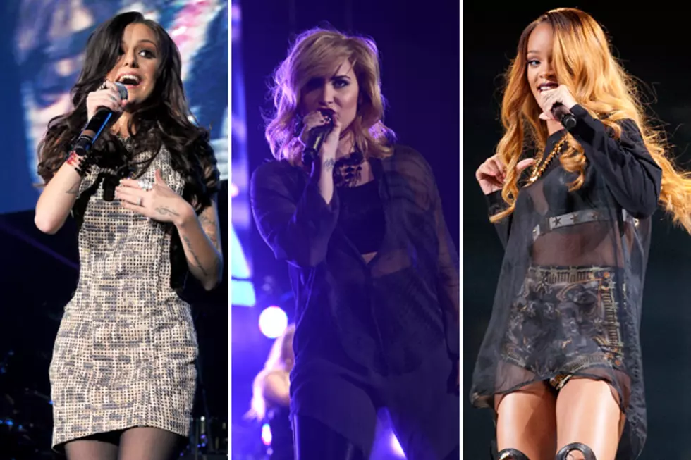 Demi Lovato Performs With Cher Lloyd + Covers Rihanna&#8217;s &#8216;Stay&#8217; Live [Video]