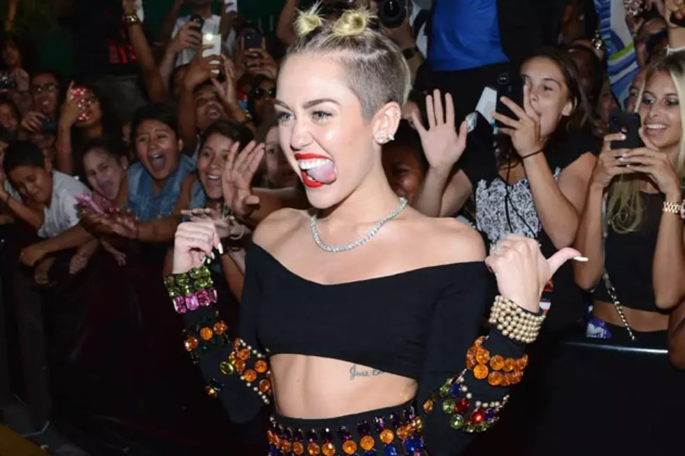 See Single Art for Miley Cyrus&#8217; &#8216;Wrecking Ball&#8217; [PHOTO]