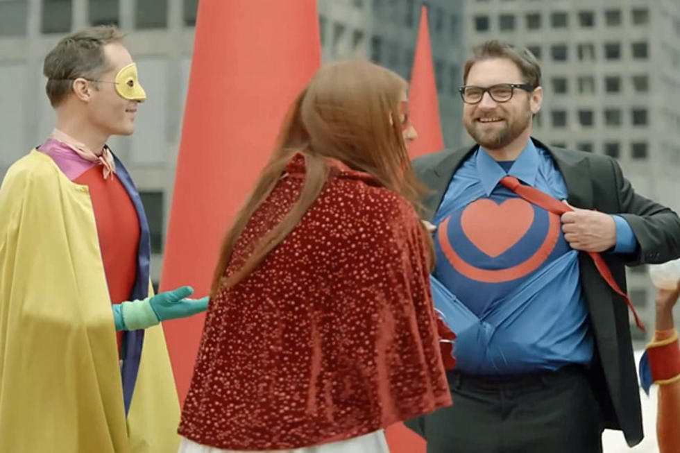Google Nexus 5 Commercial – What’s the Song?