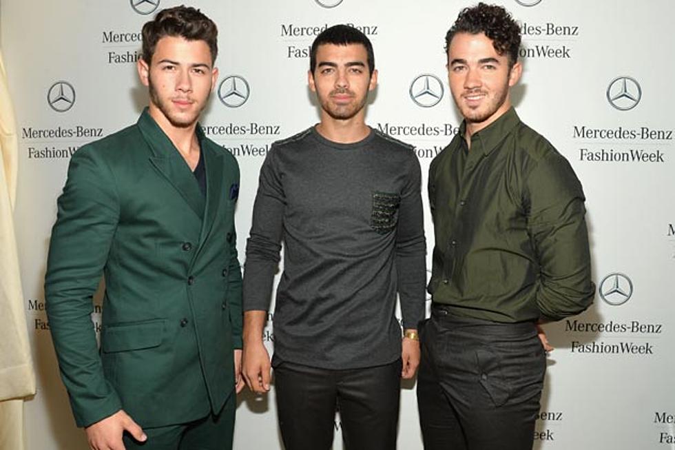 Listen to Final Five Jonas Brothers Tracks From ‘V’ [AUDIO]
