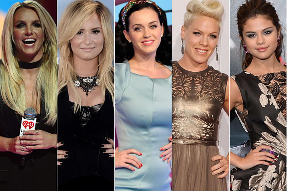 Who Should Win the 2014 People&#8217;s Choice Award for Favorite Female Artist? &#8211; Readers Poll