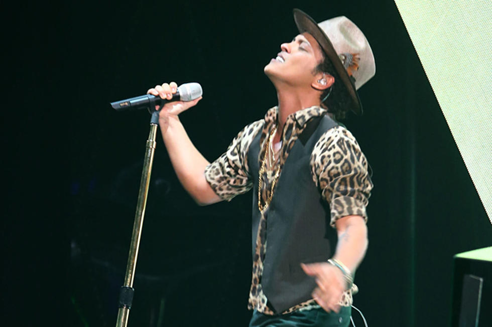 Bruno Mars Dishes on Super Bowl Performance Jitters