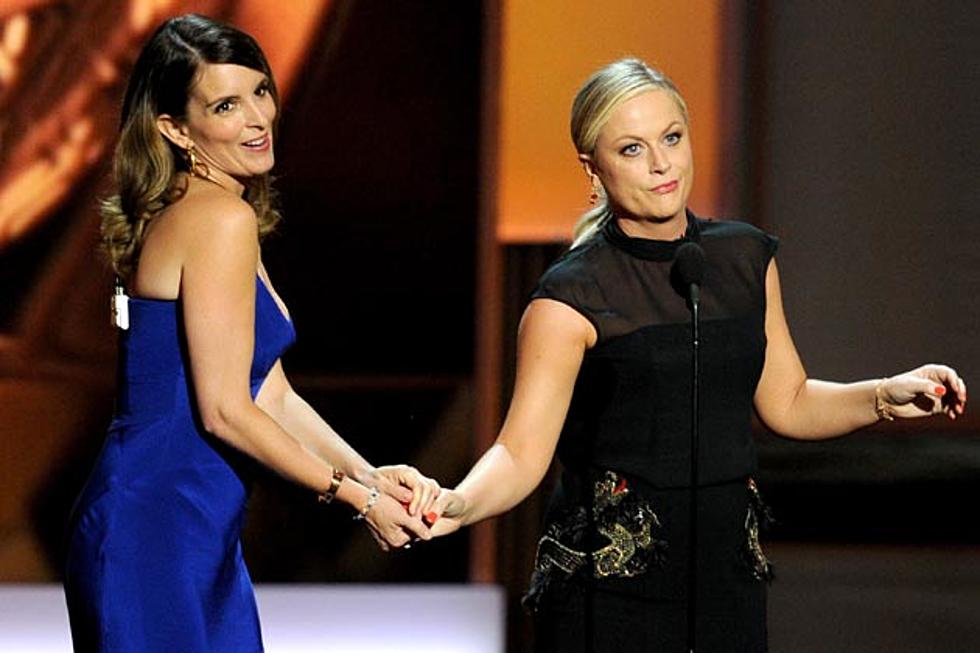 Tina Fey + Amy Poehler Discuss ‘Roles’ in New ‘Star Wars’ + Film Golden Globes Promos [VIDEOS]