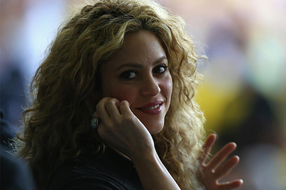 Shakira Has a Merry (and Fussy) Christmas With Baby Milan [PHOTOS]