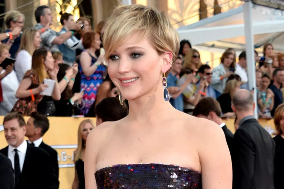 Jennifer Lawrence Jokes About ‘Armpit Vagina’ at 2014 SAG Awards [VIDEO]