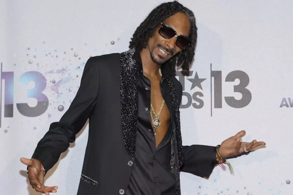 Snoop Dogg’s Smoke Sets Off Hotel Room Fire Alarm [PHOTO]