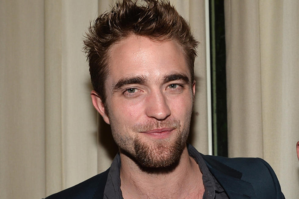 Robert Pattinson Debuts Dark New Hair