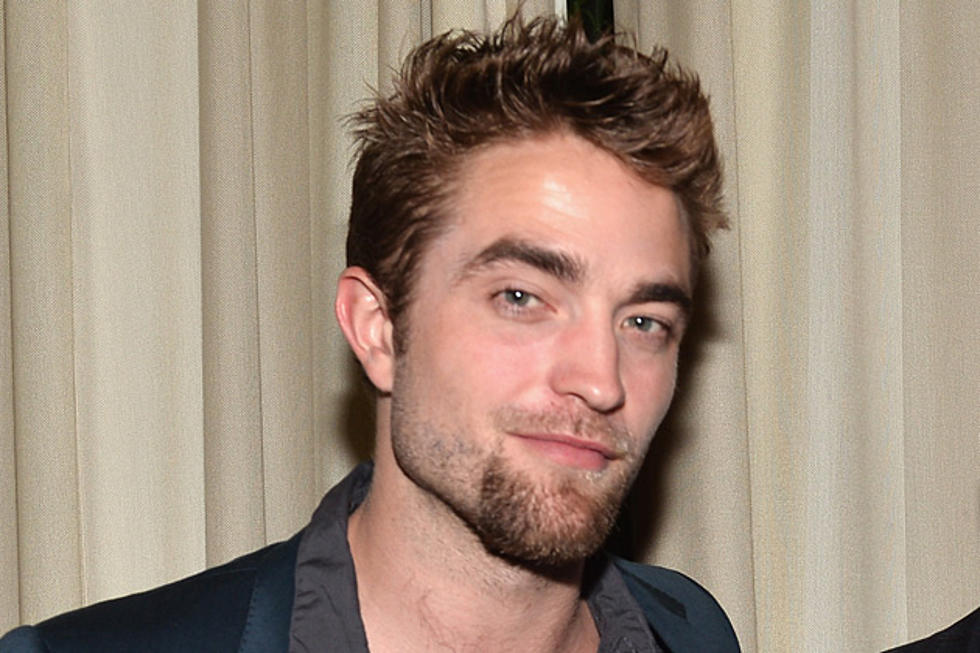 Robert Pattinson Hangs With Cows on &#8216;Life&#8217; Movie Set [PHOTOS]