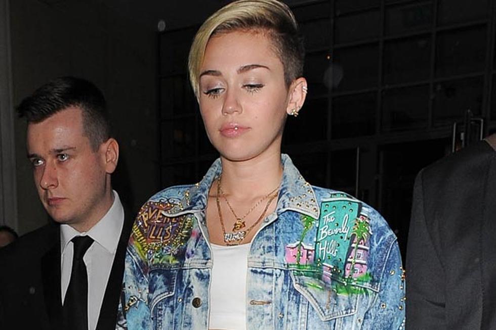 Miley Cyrus Hospital Update: Sinus Infection, Shares Hospital Bed Selfie